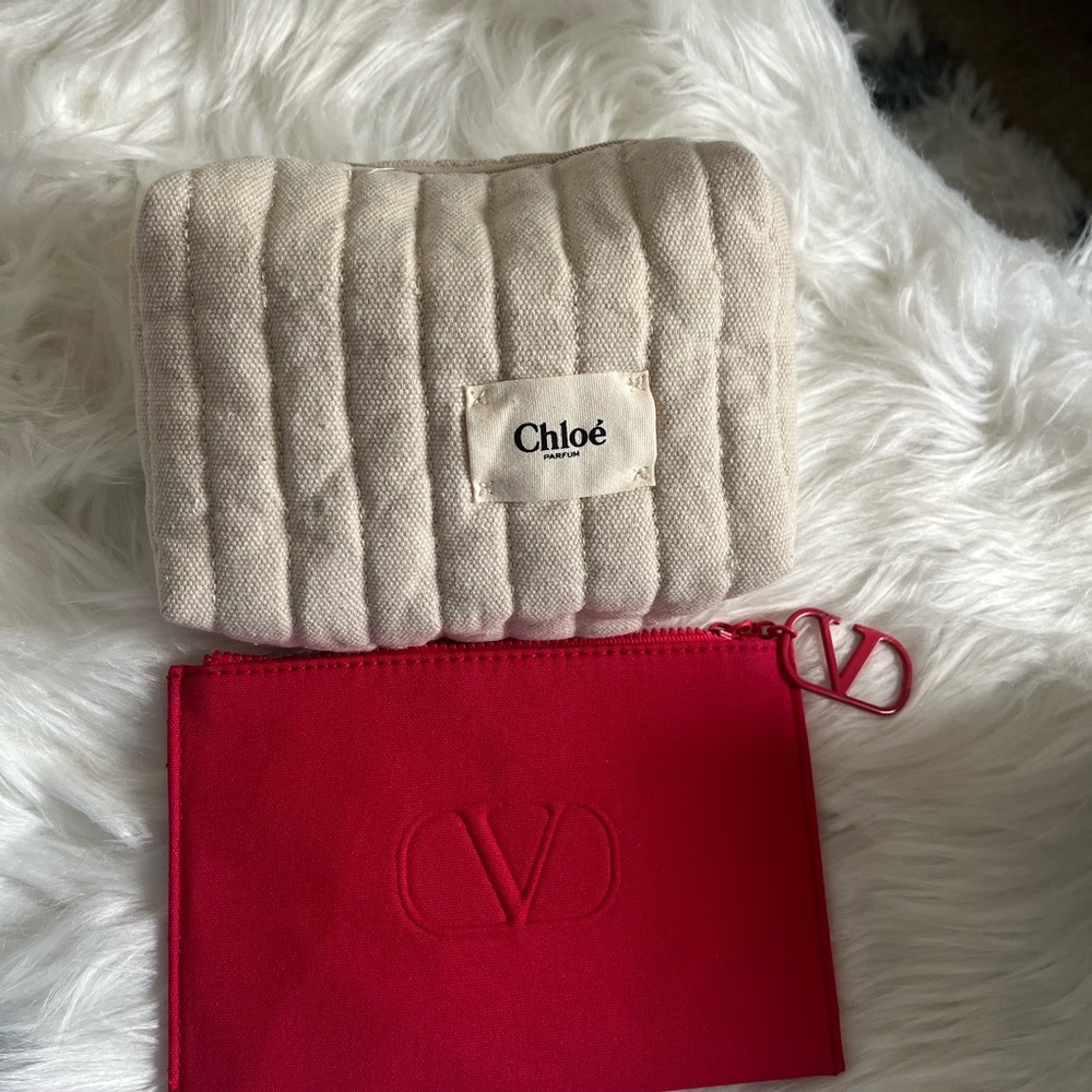 2 piece, brand New Chloe and Valentino Garavani pouches - Picture 7 of 7